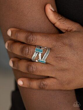 Paparazzi Ring (R244)